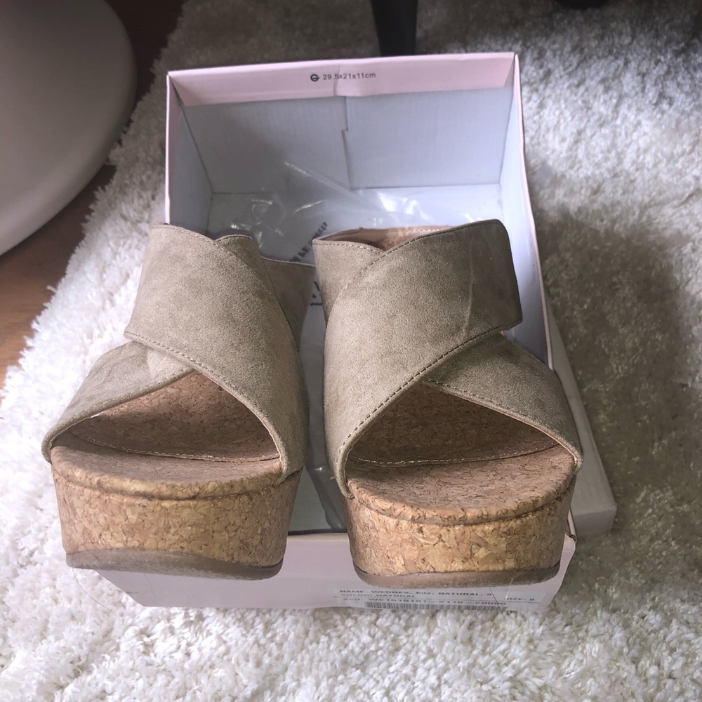 Suede platform sandals